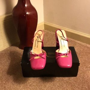 Newport News ladies shoes